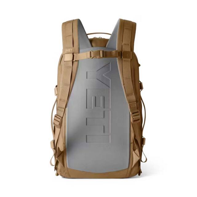 イエティ YETI CROSSROADS 27L CARRY ON BACKPACK ALPINE BROWN バッグ類 バックパック 18060131469 | BOSTONCLUB 【公式】