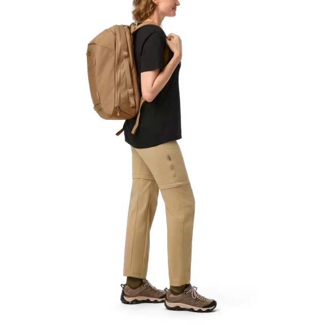 イエティ YETI CROSSROADS 27L CARRY ON BACKPACK ALPINE BROWN バッグ類 バックパック 18060131469 | BOSTONCLUB 【公式】