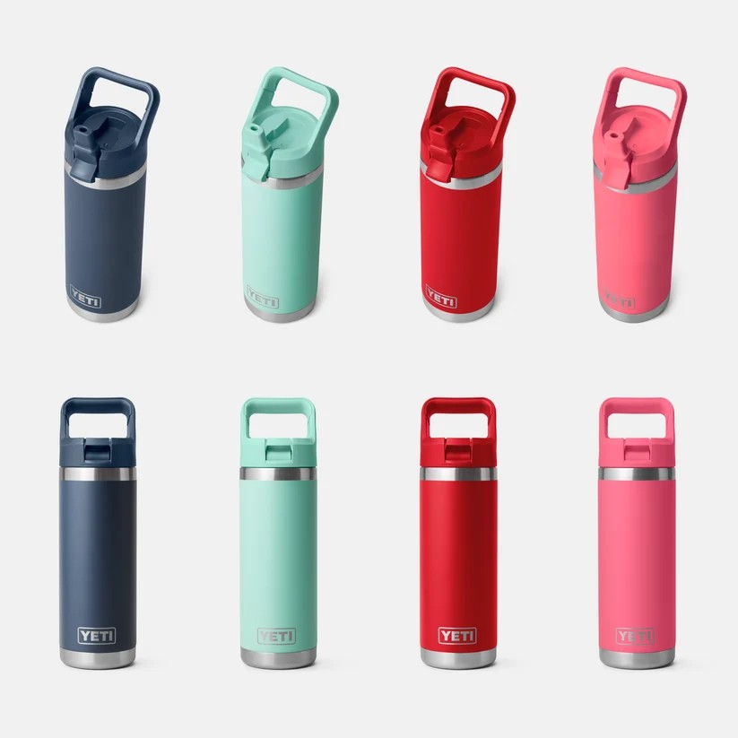 RAMBLER 18 OZ WATER BOTTLE WITH STRAW CAP 使用例・機能説明（別カラーの参考画像）